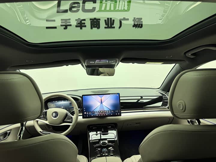 BYD Han 2025 2025款 DM-i 125KM尊荣型