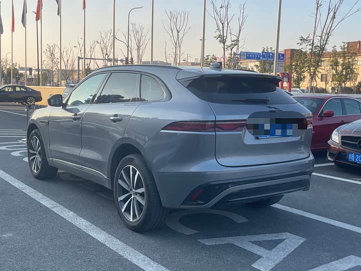 Jaguar F-Pace 2024 2024款 P250 R-Dynamic SE