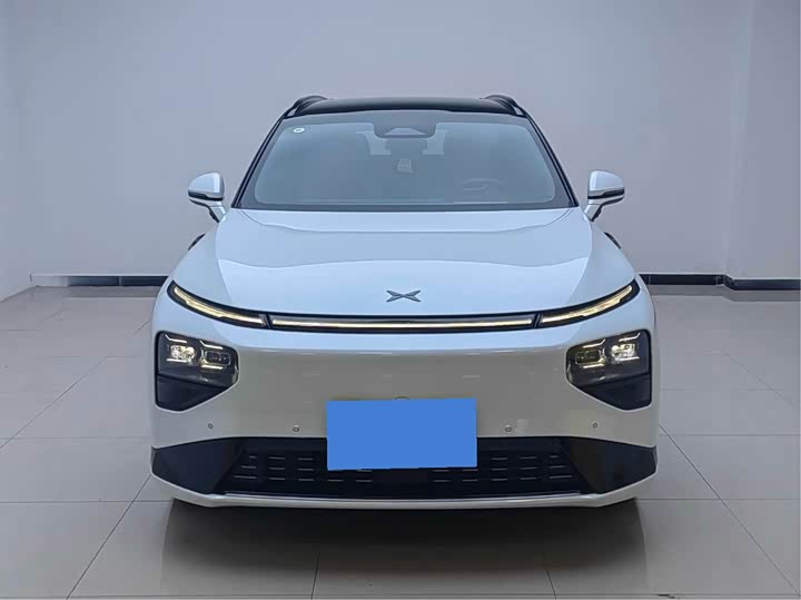 2025 XPeng G9