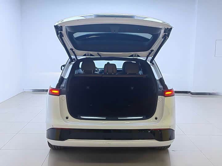 XPeng G9 2025 2025款 625 长续航 Max