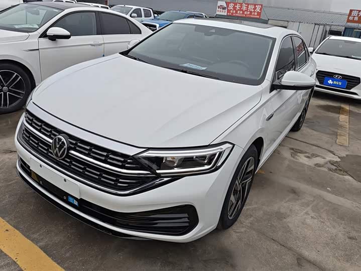 Volkswagen Sagitar L 2025 2025款 300TSI DSG超越版