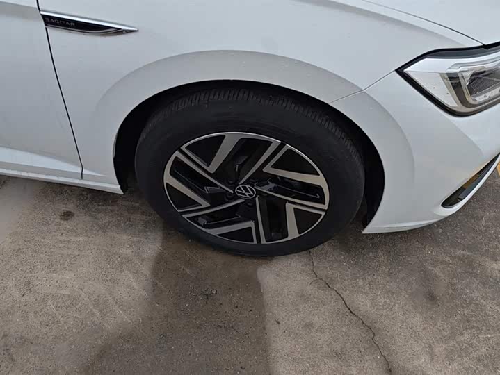 Volkswagen Sagitar L 2025 2025款 300TSI DSG超越版