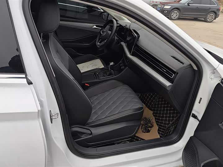 Volkswagen Sagitar L 2025 2025款 300TSI DSG超越版