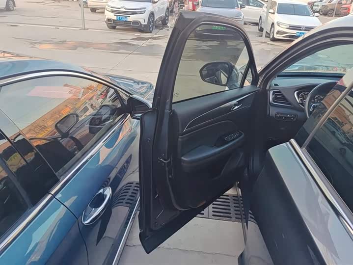 GAC Trumpchi GS4 Plus 2022 2022款 270T 自动星河版