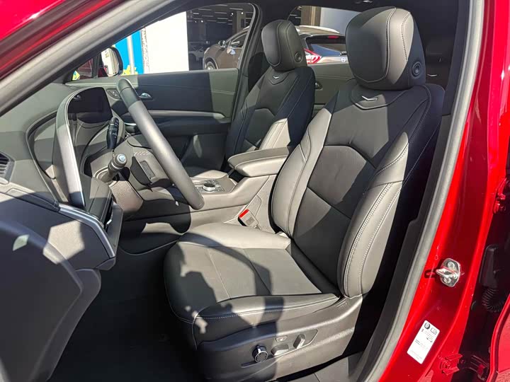 Cadillac XT4 2024 2024款 28T 两驱尊贵型