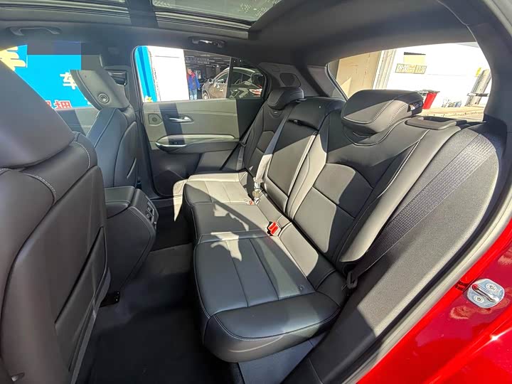 Cadillac XT4 2024 2024款 28T 两驱尊贵型