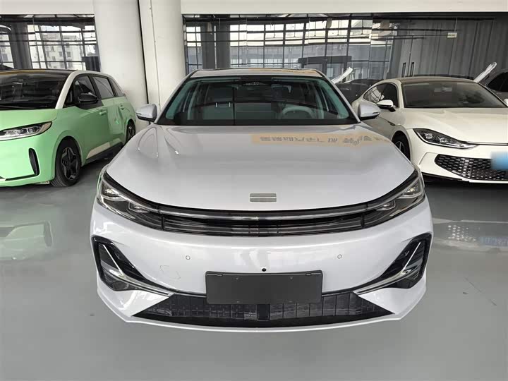 Geely Galaxy A7 2025 2025款 EM-i 150km 探索+版