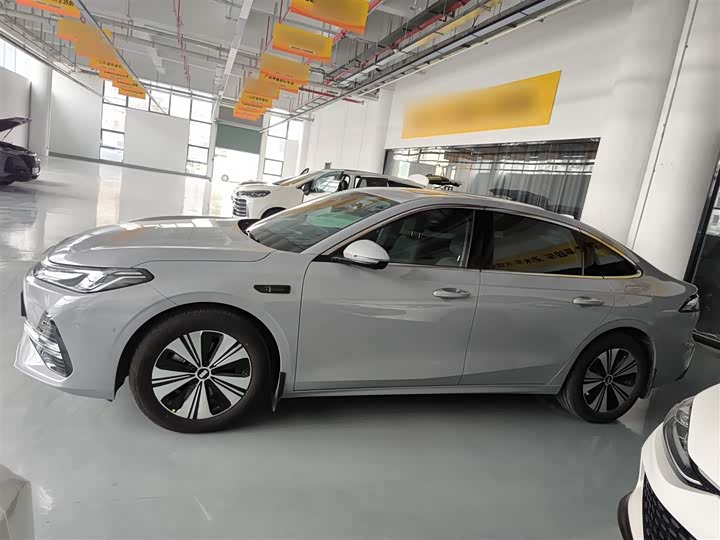 Geely Galaxy A7 2025 2025款 EM-i 150km 探索+版