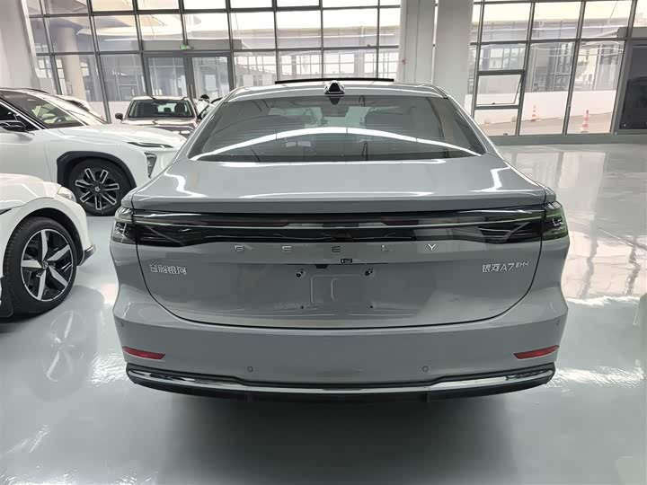 Geely Galaxy A7 2025 2025款 EM-i 150km 探索+版