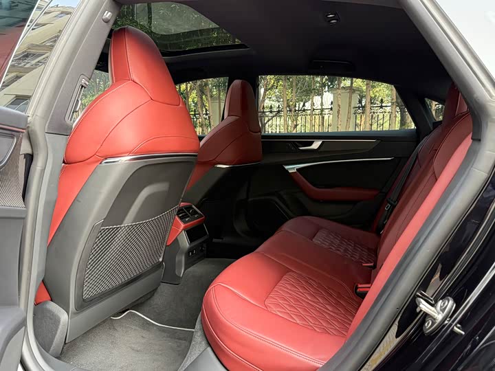 Audi A7L 2024 2024款 45 TFSI quattro 黑武士版