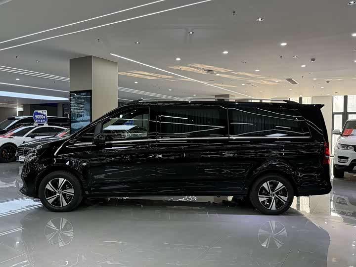 Mercedes-Benz Vito 2024 2024款 2.0T 精英版 7座