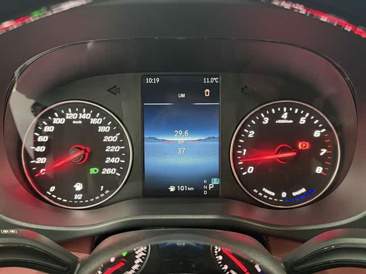 Mercedes-Benz Vito 2024 2024款 2.0T 精英版 7座