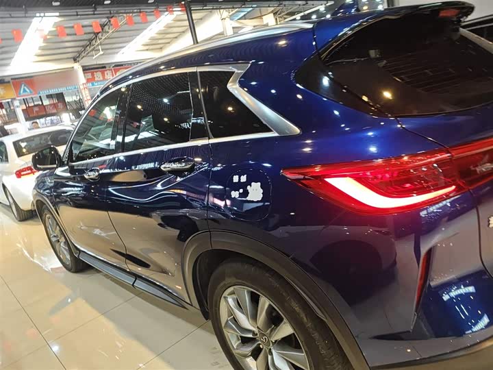 Infiniti QX50 2020 2020款 改款 2.0T 四驱菁英版