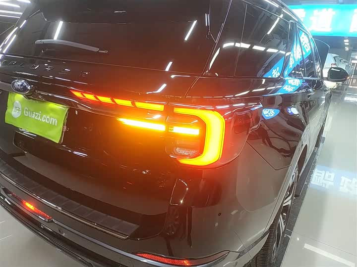 Ford Explorer 2023 2023款 EcoBoost 285 四驱ST-LINE 6座