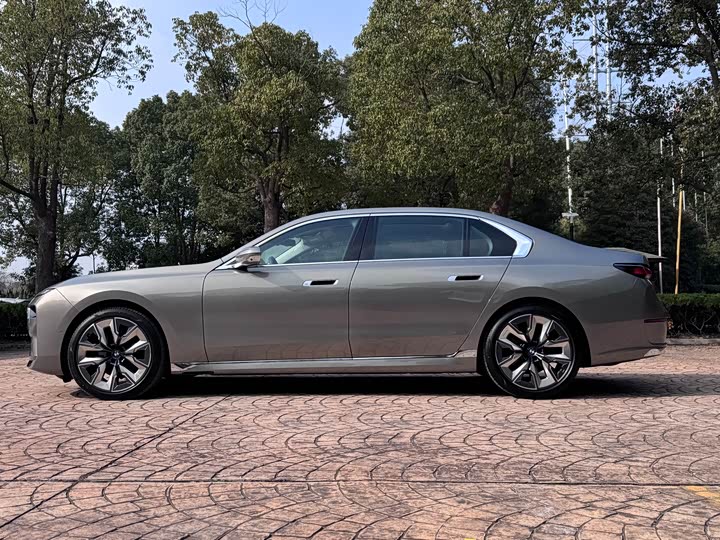 BMW 7 Series 2023 2023款 740Li 领先型 豪华套装