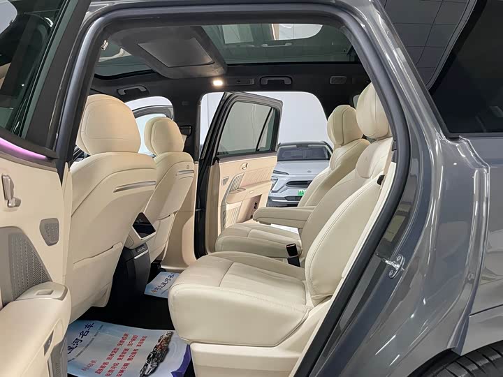 Nio Onvo L90 2025 2025款 Max 六座版