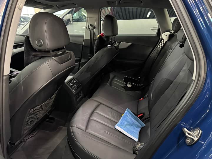 Audi A4 2023 2023款 Avant 40 TFSI 时尚动感型