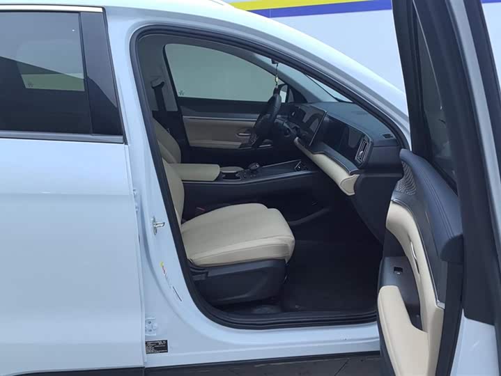 BYD Song Pro Hybrid 2025 2025款 第二代 DM-i 75KM超越型