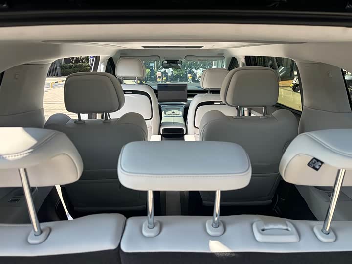 XPeng X9 2025 2025款 纯电 650长续航 Max