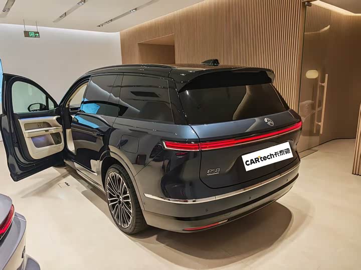2026 Nio ES8