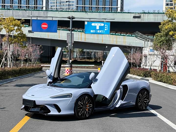 McLaren GT 2023 2023款 4.0T 标准型