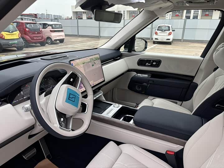 Zeekr 9X 2025 2025款 Ultra版 70kWh