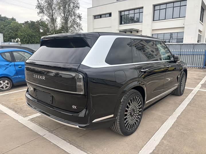 Zeekr 9X 2025 2025款 Ultra版 70kWh