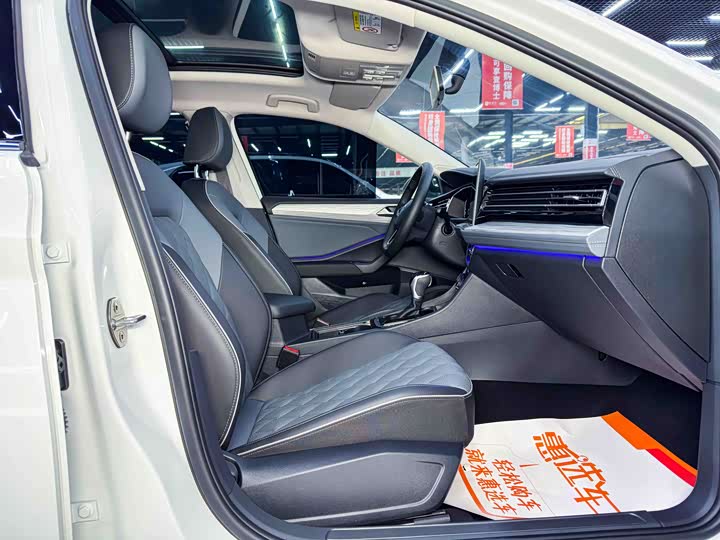 Volkswagen Sagitar L 2025 2025款 改款二 300TSI DSG超越版