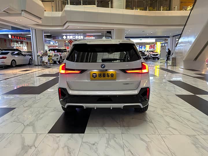 BMW iX1 2025 2025款 eDrive25L M运动套装