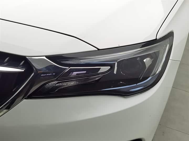 Buick GL6 2021 2021款 323T 轻混动互联豪华型