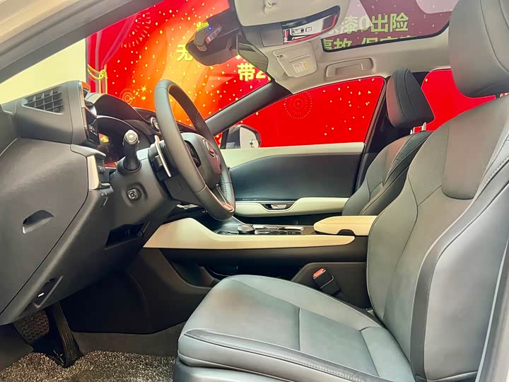 Lexus RZ 2023 2023款 450e 四驱纵享版