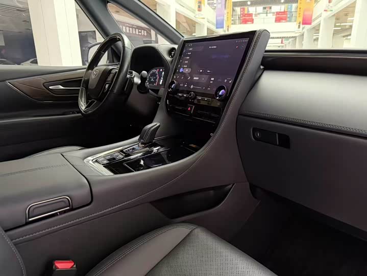 Toyota Alphard 2024 2024款 双擎 2.5L 尊贵版