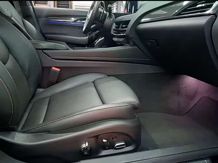 Cadillac CT5 2024 2024款 28T 铂金型