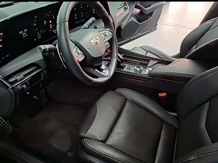 Cadillac CT5 2024 2024款 28T 铂金型