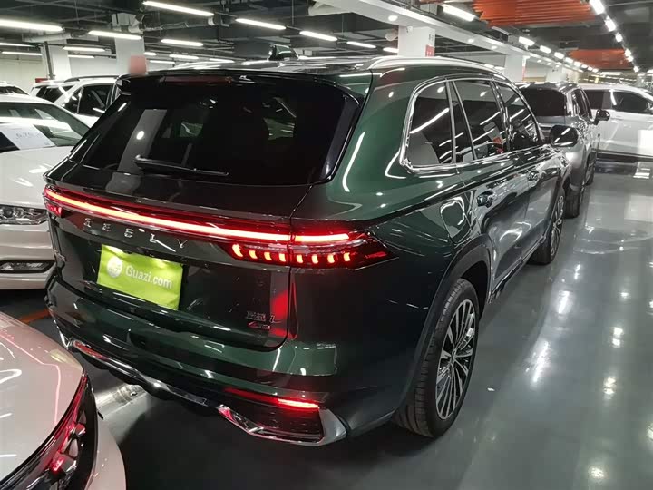 Geely Monjaro 2025 2025款 东方曜 2.0TD 自动四驱望月版