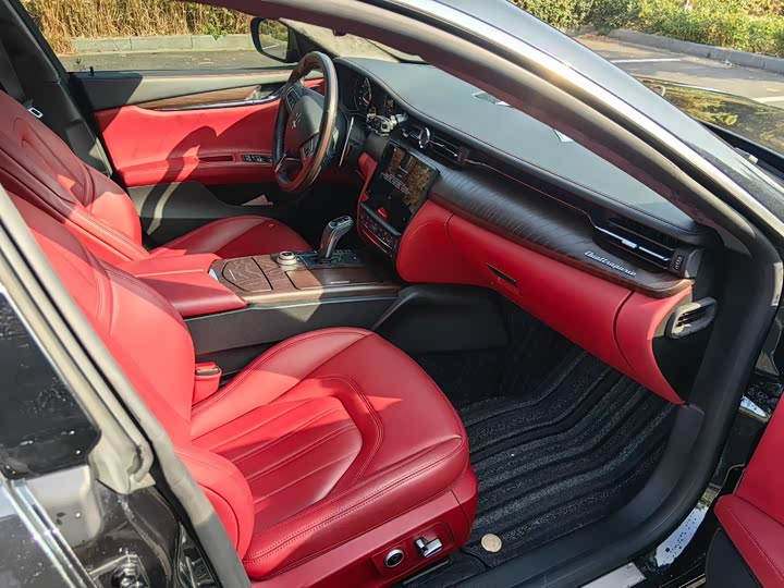 Maserati Quattroporte 2021 2021款 3.0T 豪华版