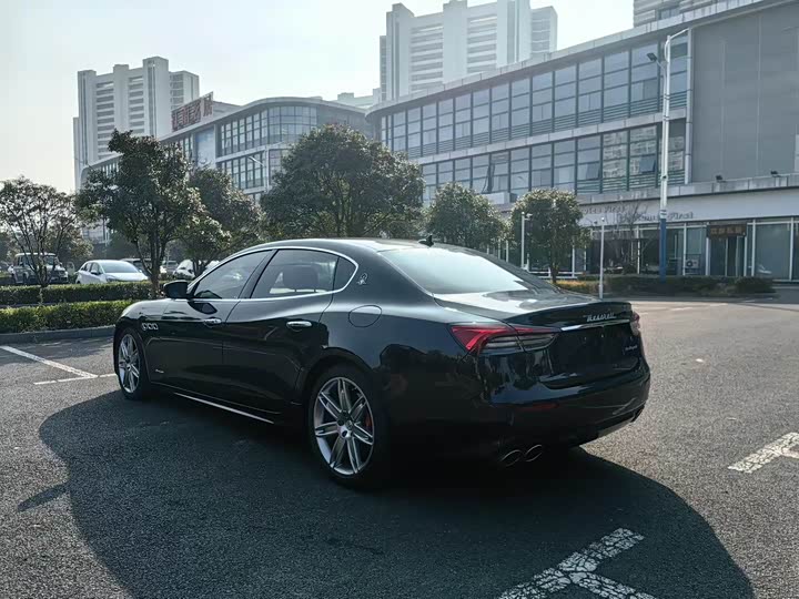 Maserati Quattroporte 2021 2021款 3.0T 豪华版