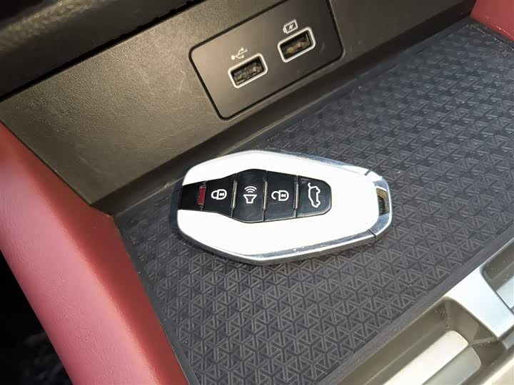 Jetour X70 2023 2023款 1.5T DCT超越PRO+版 7座