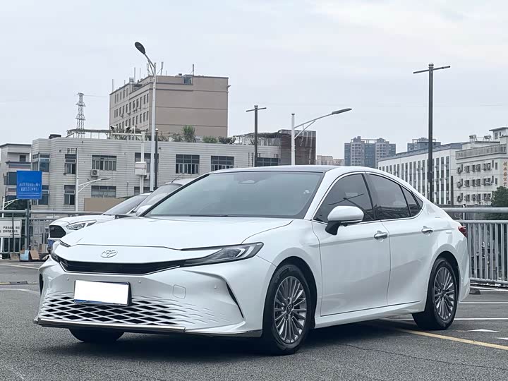 Toyota Camry 2024 2024款 2.0GVP 豪华版