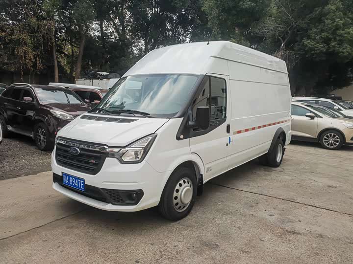 Ford Transit New 2022 2022款 2.2T手动物流车Pro中轴7座中高顶