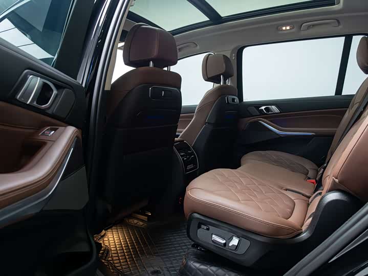 BMW X7 2023 2023款 xDrive40i 领先型豪华套装