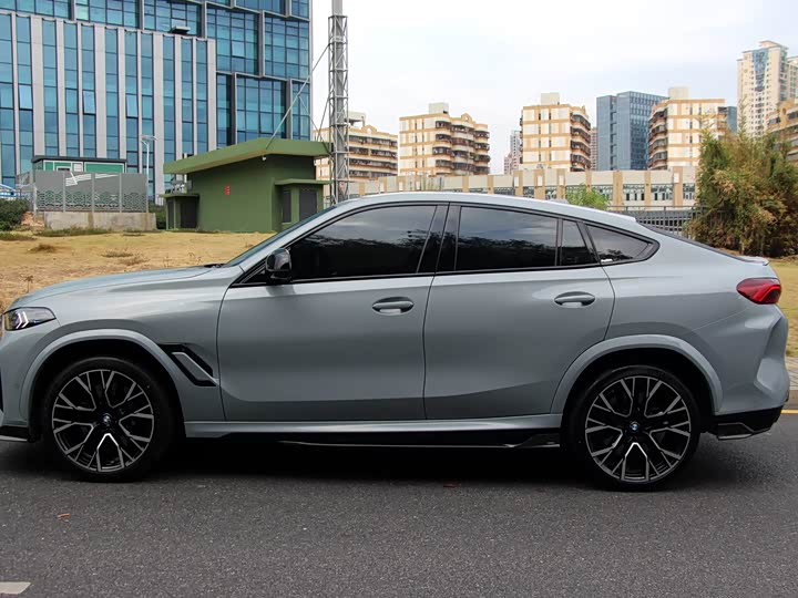 BMW X6 M 2023 2023款 X6 M 雷霆版
