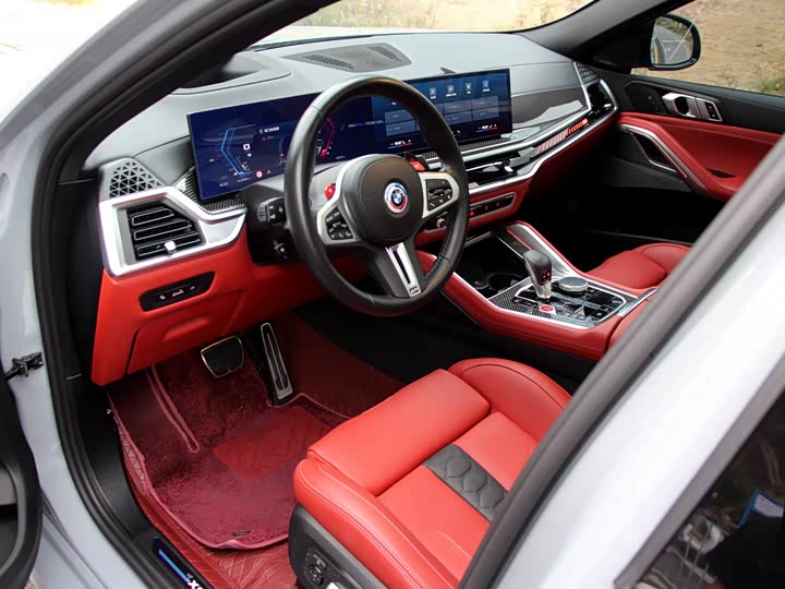 BMW X6 M 2023 2023款 X6 M 雷霆版