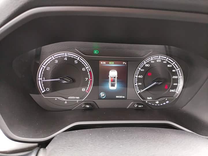 Geely Vision X6 2021 2021款 PRO 1.4T 自动尊贵型