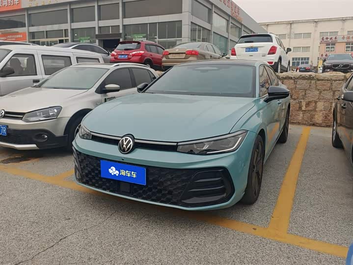 Volkswagen Passat 2025 2025款 Pro 380TSI 星空龙尊版