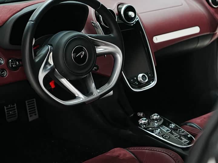 McLaren GT 2023 2023款 4.0T 标准型