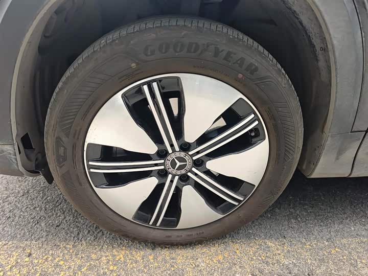 Mercedes-Benz EQB 2023 2023款 EQB 260