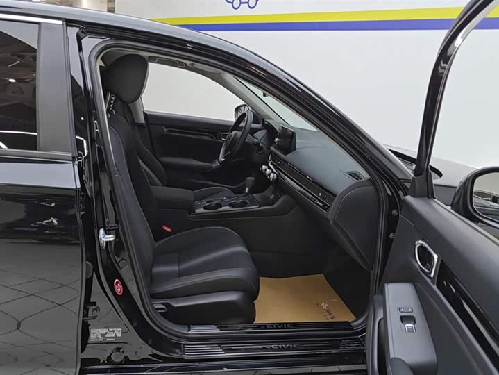 Honda Civic 2025 2025款 240TURBO CVT 智趣Plus