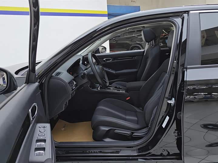 Honda Civic 2025 2025款 240TURBO CVT 智趣Plus