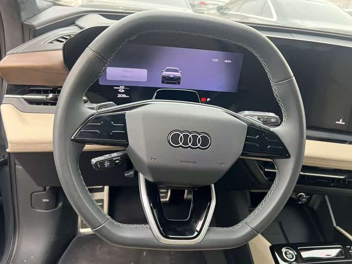 Audi Q6L e-tron 2026 2026款 首发领航版